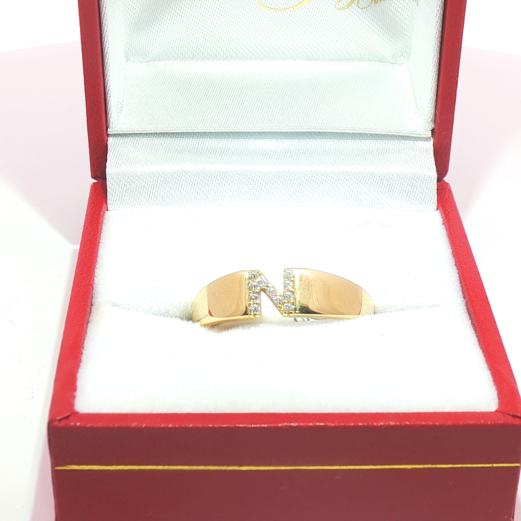 Gold Ring with Inicial 2
